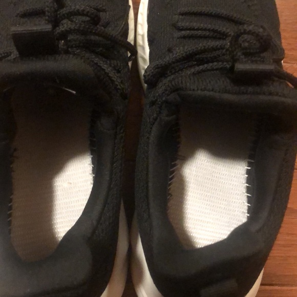 Women Feethit Sneakers Size 8.5 - Picture 8 of 11